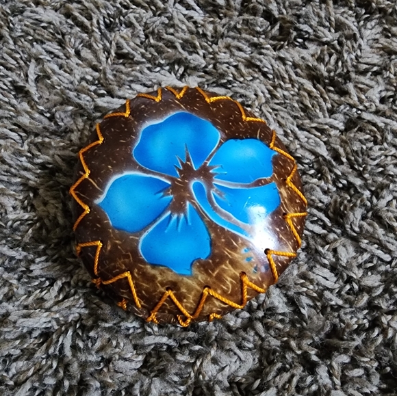 Floral Zippered Coin Pouch - Picture 1 of 3